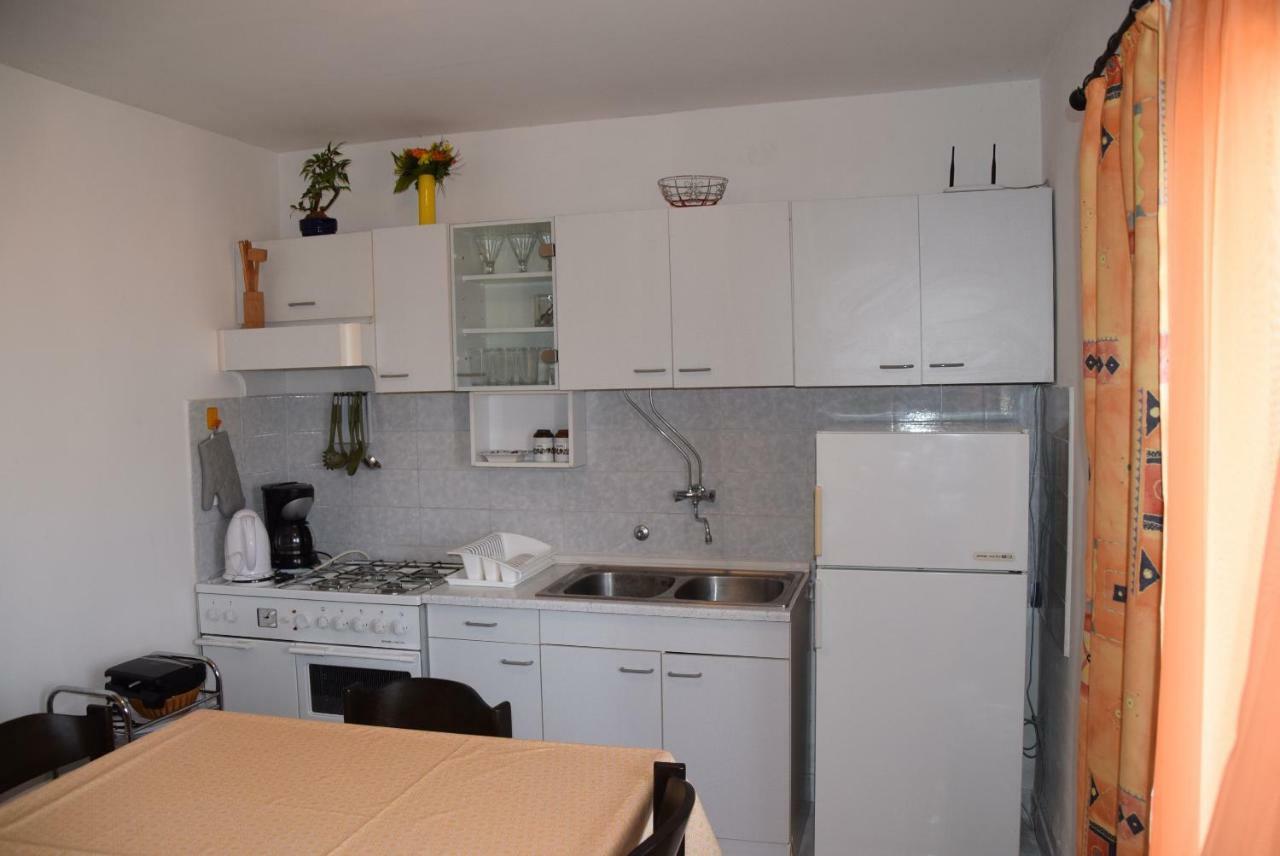 קאלי Apartment Halugica מראה חיצוני תמונה
